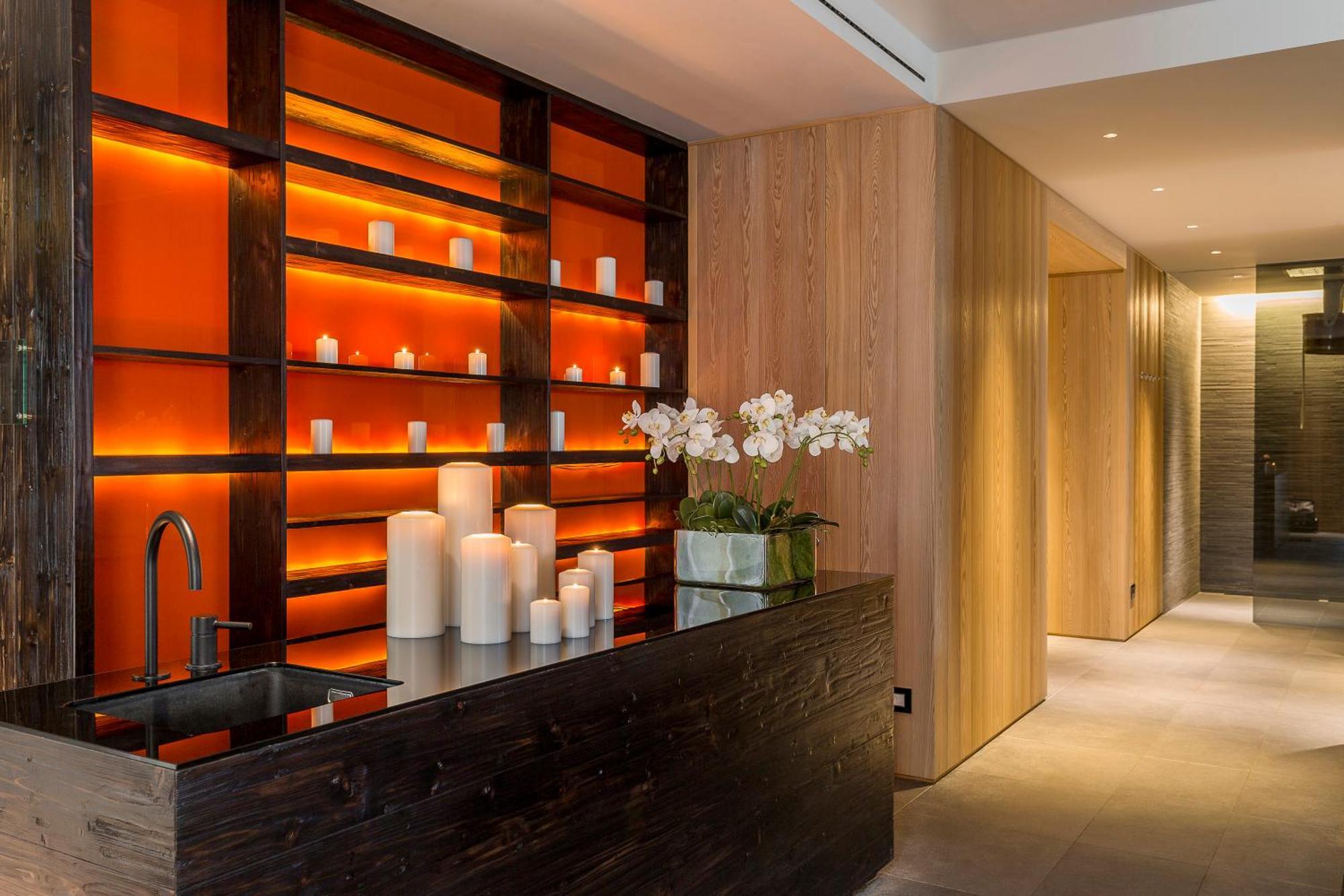 Hotel Lajadira & 4*