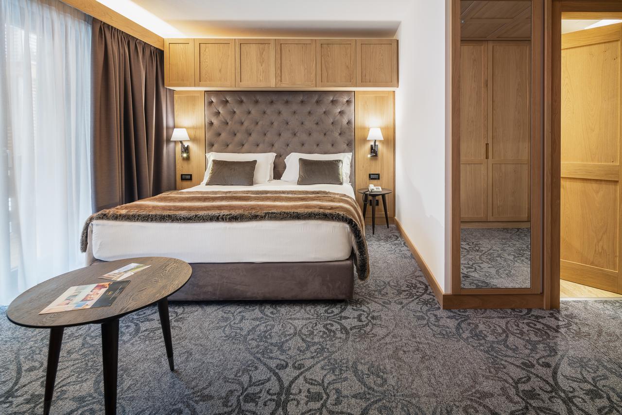Lajadira & 4* Cortina dʼAmpezzo