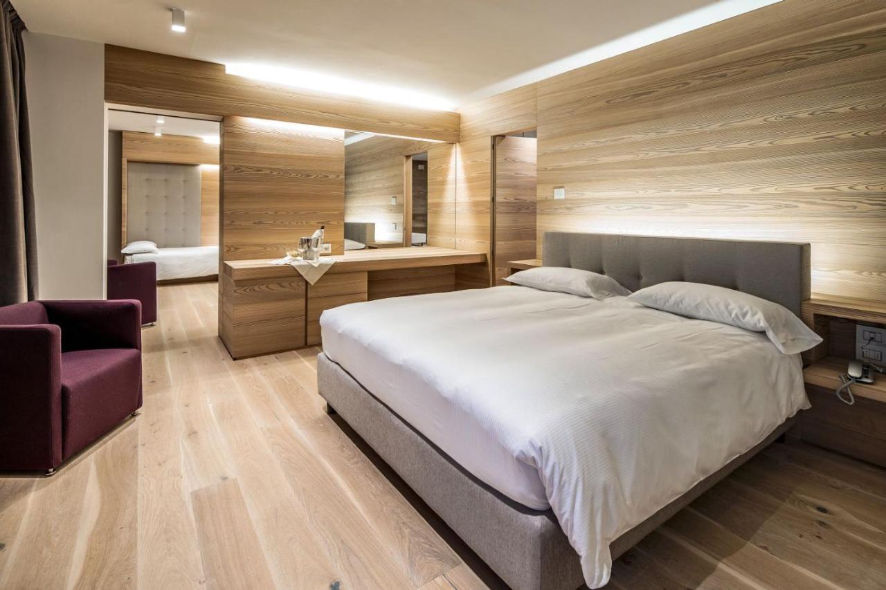 Lajadira & Hotel Cortina dʼAmpezzo